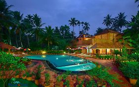Beach And Lake Ayurvedic Resort, Kovalam